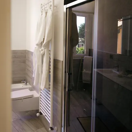Belvedere 229 Lakeview Apartment *